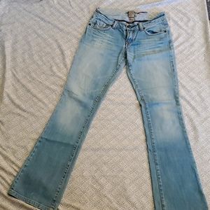 Seven - Adorable Boot leg Embroidered Jeans -Sz 28
